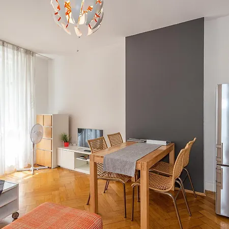 Spiegel - Chillout Apartment
